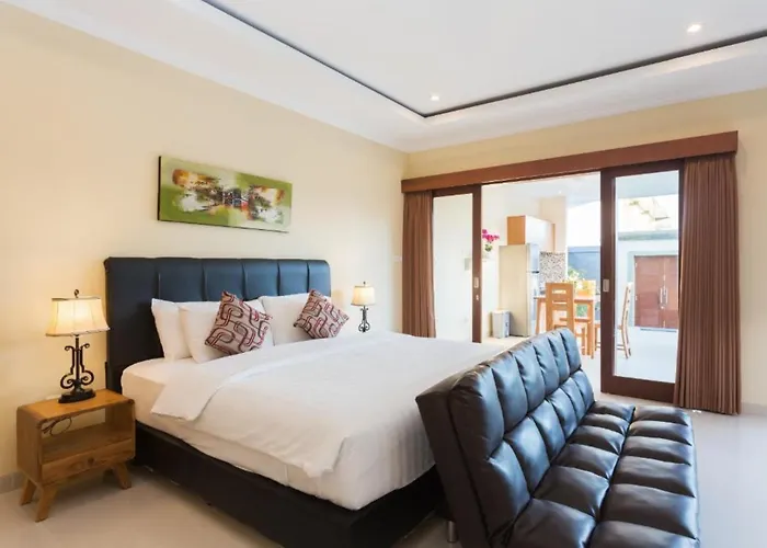 Kubu Petitenget Hotel