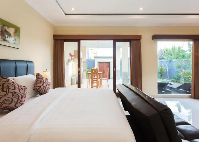 Kubu Petitenget 3*