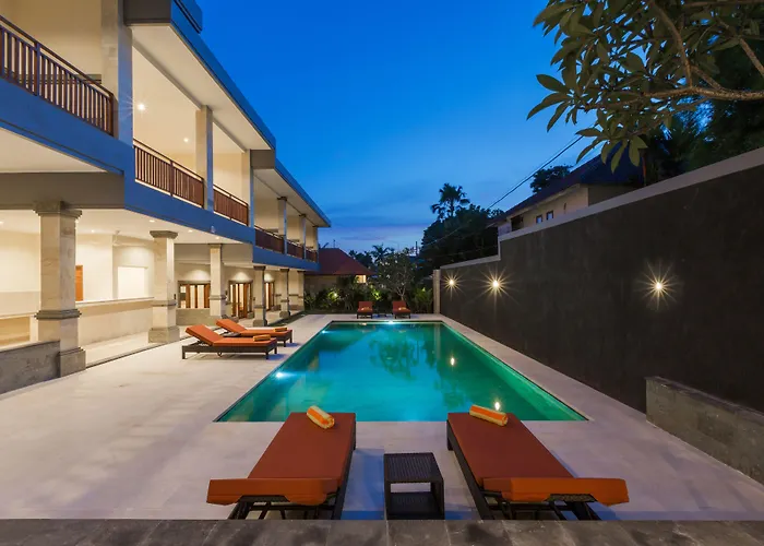 Hotel Kubu Petitenget 3*