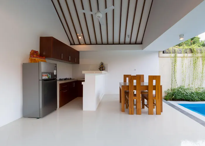 Kubu Petitenget 3* Seminyak (Bali)