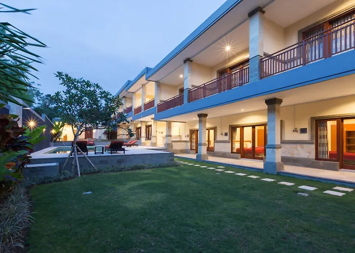 Hotel Kubu Petitenget 3*