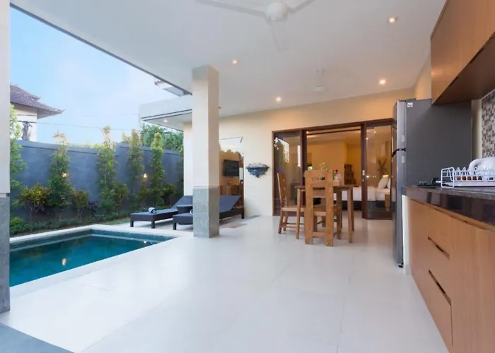Kubu Petitenget 3* Seminyak (Bali)