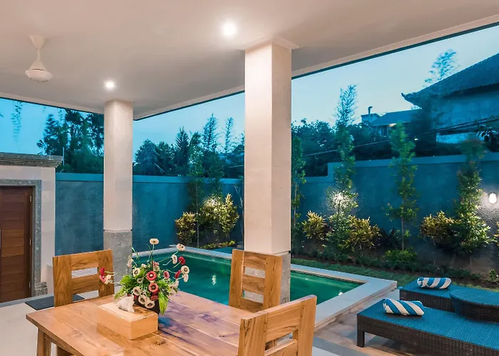 Kubu Petitenget Hotel 3*
