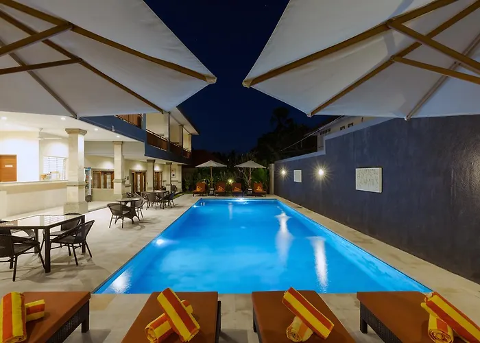 Kubu Petitenget Hotel 3*