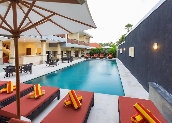 Hotel Kubu Petitenget 3*