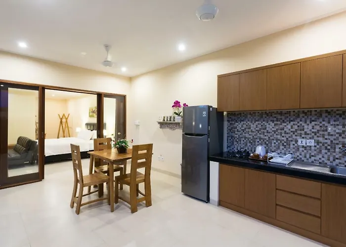Hotel Kubu Petitenget